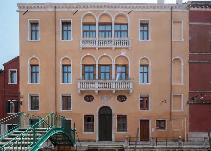 Palazzo Martinelli Dolfin